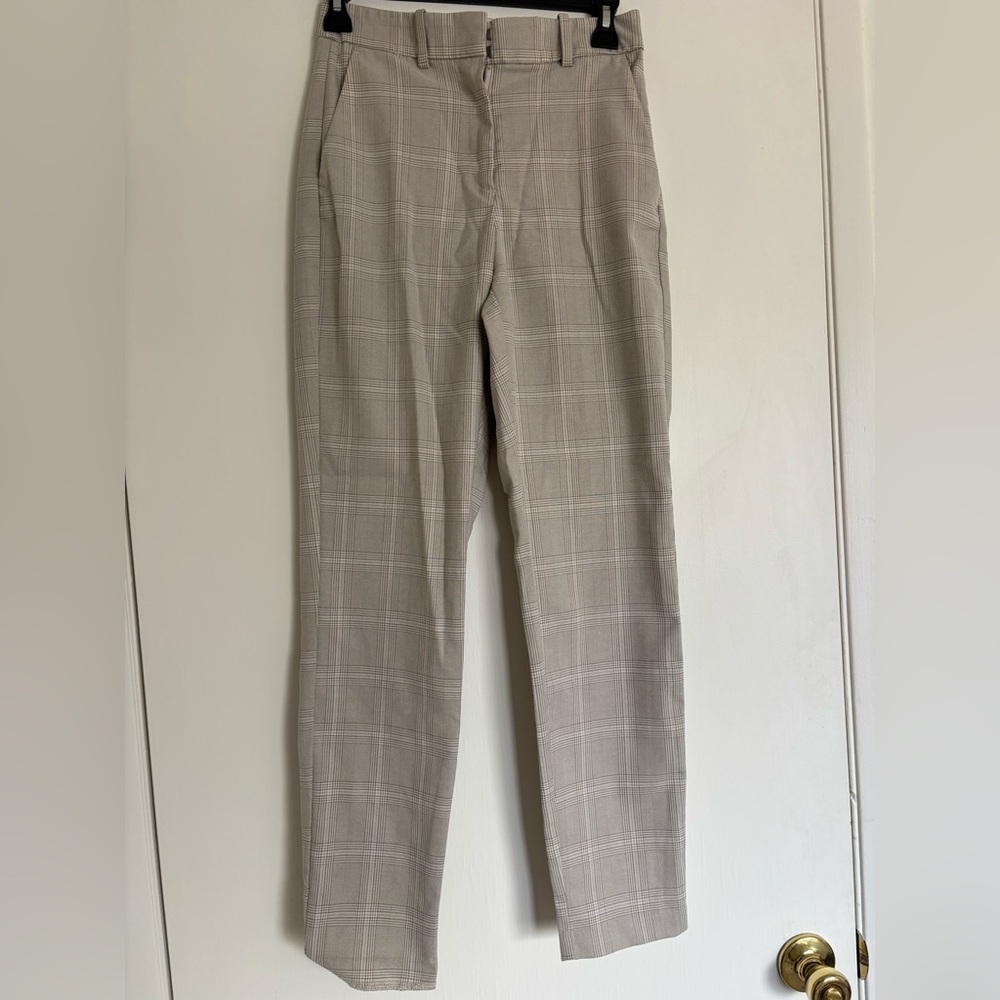 H&M Women’s Light Gray Checkered Pants